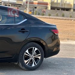 نیسان سێنترا